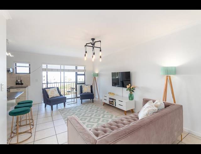 2 BEDROOM APARTMENT SOLD IN BURGUNDY ESTATE